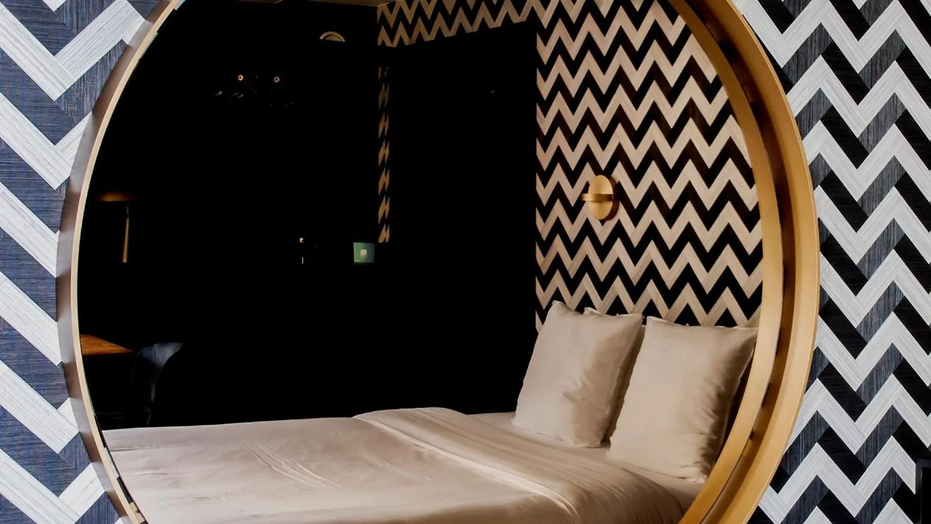 Nonam Boutique Hotel Gent 2*,